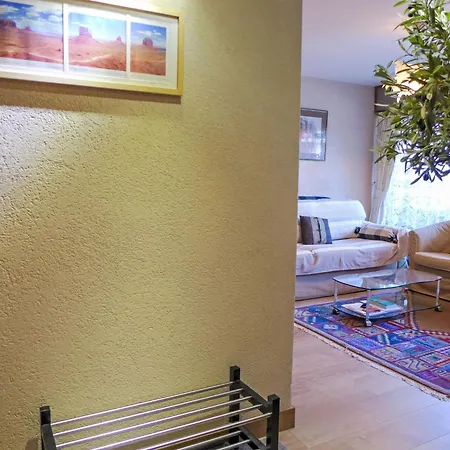 Rond-point-6 By Interhome