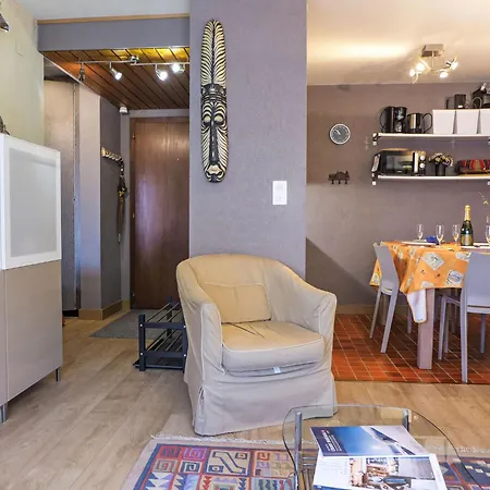 Immeuble Rond-point Apt- 11 By Interhome 公寓 *